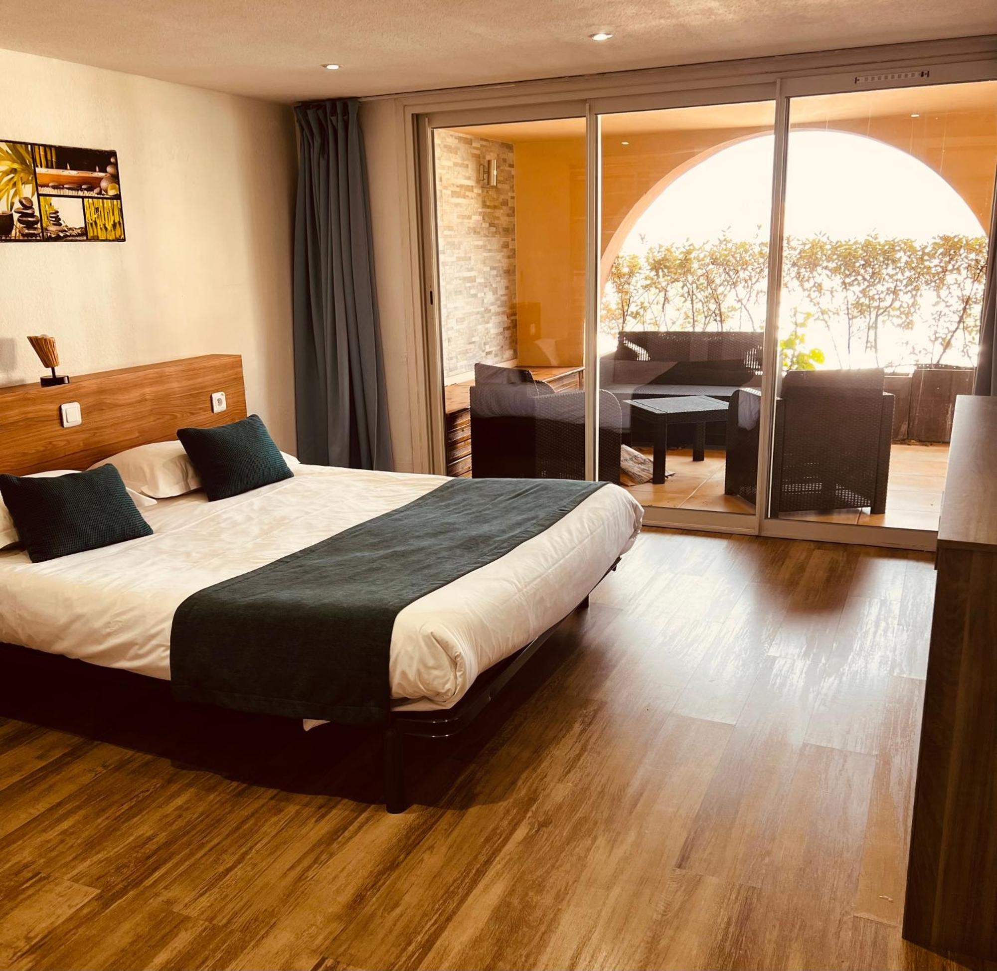 Calvi Appart Hotel Værelse billede