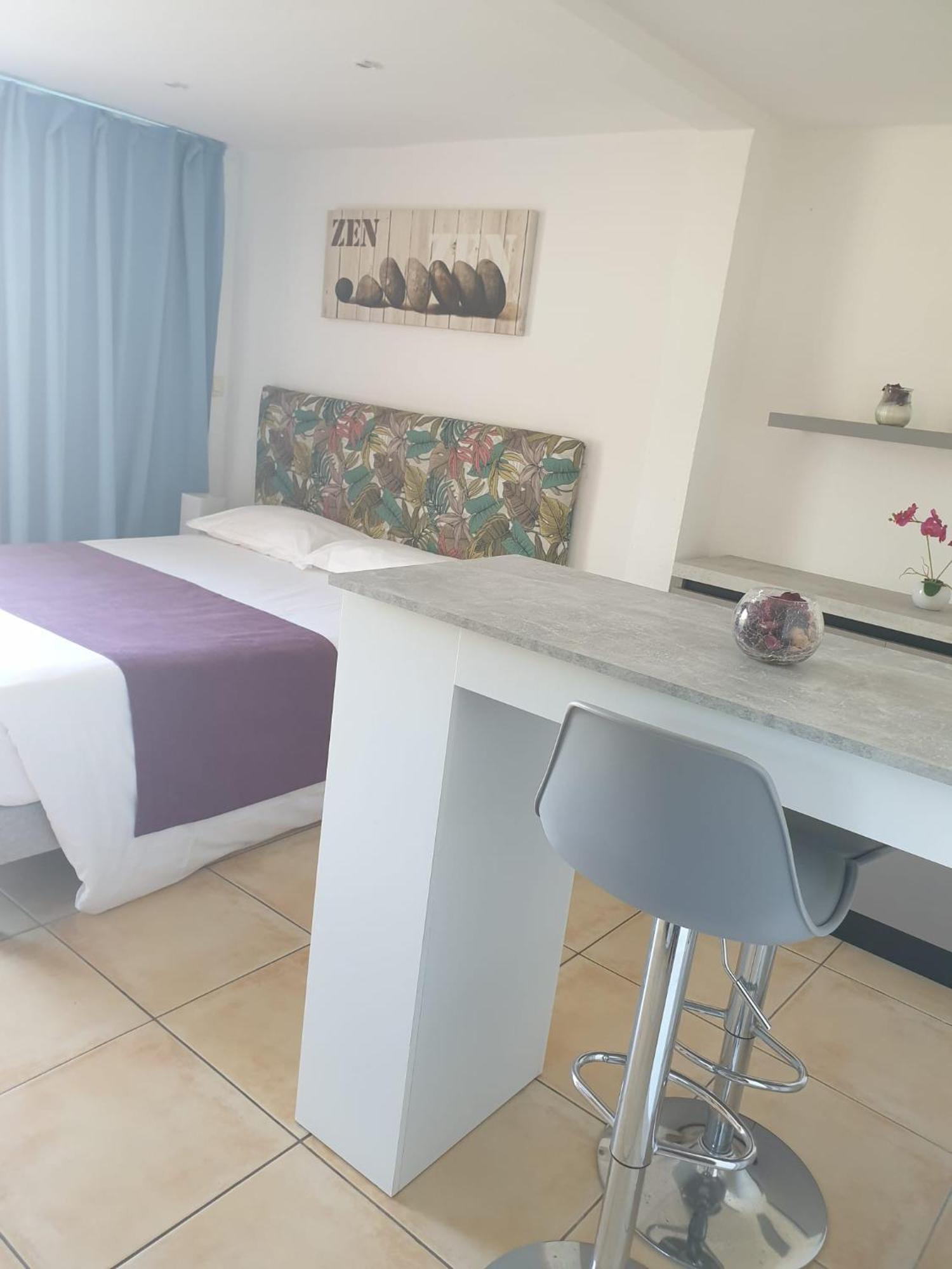 Calvi Appart Hotel Værelse billede